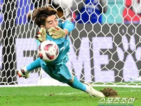 Người hùng của ĐT Hàn Quốc tiết lộ bí quyết: Nghe lời vợ