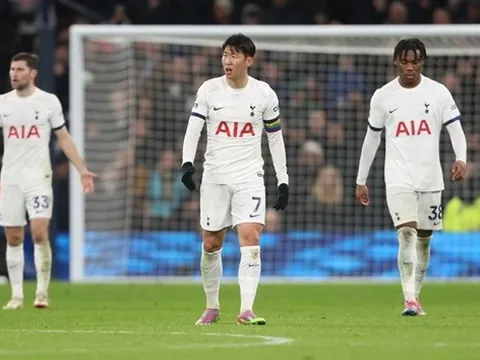 Tottenham Hotspur: Khi “Gà” lại hoàn “Gà”