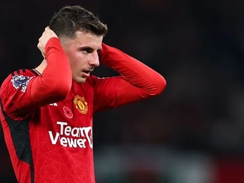 "Mất hút" ở M.U, Mason Mount vẫn được Erik ten Hag tin tưởng