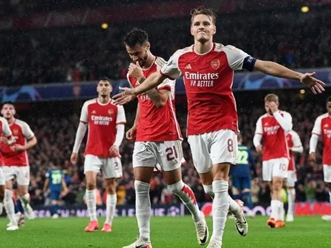 Arsenal cần phải đánh nhanh thắng nhanh trước RC Lens