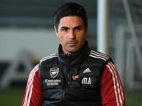 Ian Wright và Paul Scholes cùng chỉ ra sai lầm chết người của Arsenal