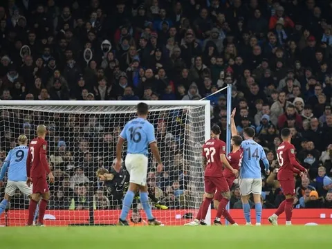 'Các cầu thủ kèm người của Liverpool đâu mất rồi?