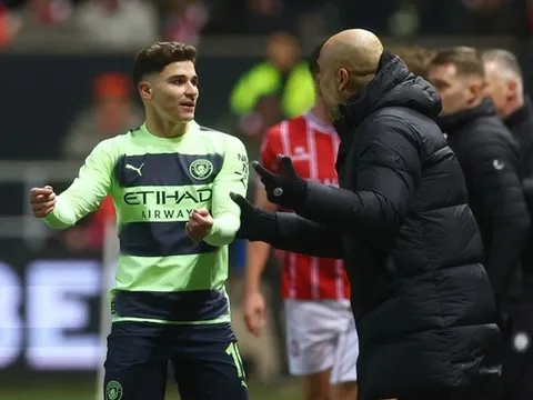 Man City trao thưởng lớn cho Alvarez