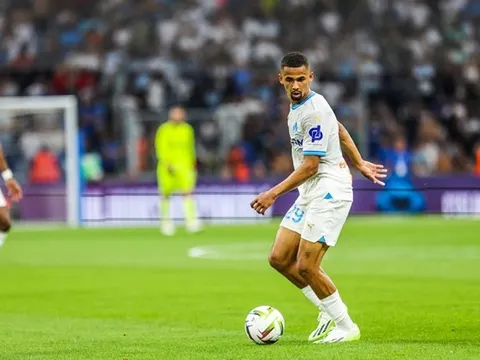 Everton nhắm sao Ligue 1 để tăng cường hàng tiền vệ