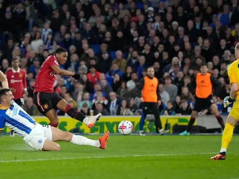 "Giỏi hơn Weghorst, nên đá chính trong mọi trận đấu của Man Utd"