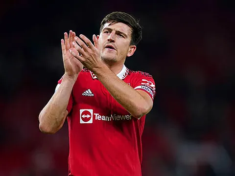 NÓNG! M.U ký HĐ với trung vệ mới, vụ Maguire lại có biến?