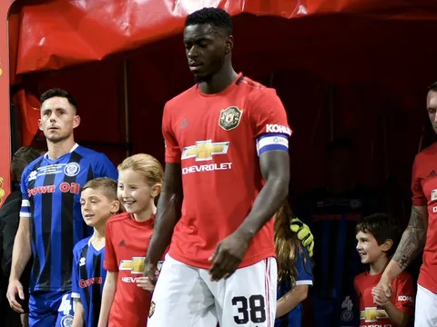 NÓNG! Man Utd nhanh chóng chia tay cầu thủ thứ 2