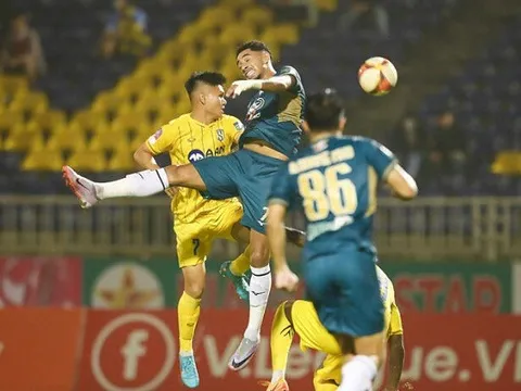 Vòng 7 V-League: Ngựa ô thăng hoa; Hà Nội, HAGL thảm bại