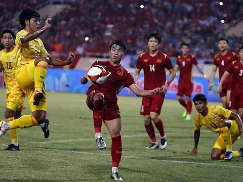 Át chủ bài của HLV Troussier