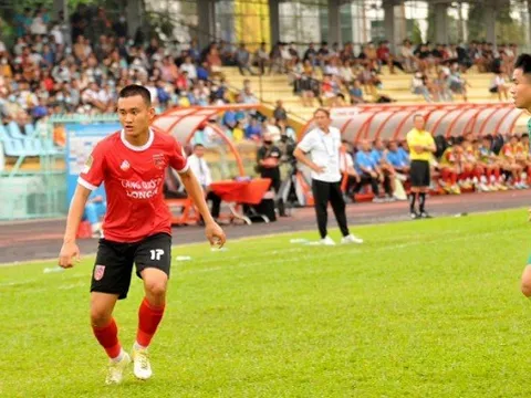 Phung phí cơ hội, Long An chia điểm đáng tiếc trước Phù Đổng