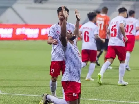 Thi đấu như mơ ngủ, Hải Phòng thất bại trước Hougang Utd