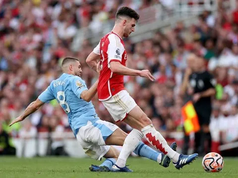 "Đó là bộ ba xuất sắc nhất của Arsenal"