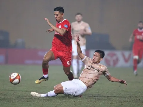 CAHN gục ngã trước Viettel: Kiatisuk gặp ác mộng; Hung thần lộ diện