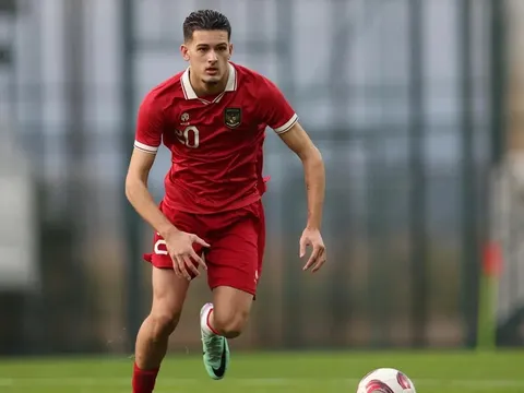 Sao nhập tịch liên tiếp mắc lỗi, HLV Shin Tae-yong biện hộ