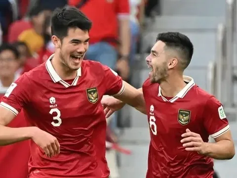 Đông Nam Á gây sốc, Indonesia lách khe cửa hẹp vào vòng 16 đội