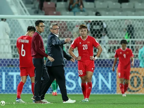 "Indonesia có 7 cầu thủ nhập tịch trong khi Việt Nam chỉ có 1"