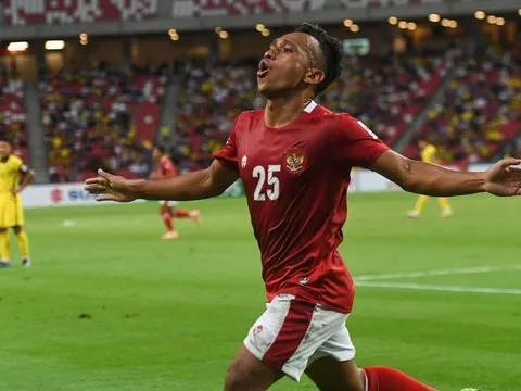 Indonesia vào bán kết AFF Cup sau chiến thắng 4-1 trước Malaysia