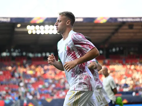 Inter xác định mục tiêu thay Brozovic