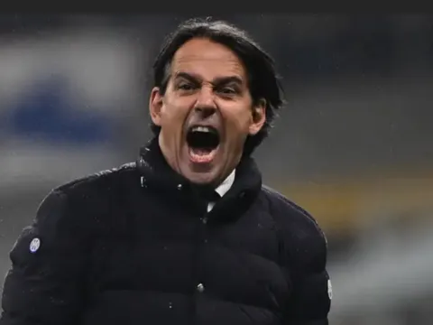 Inzaghi sung sướng đến mất giọng