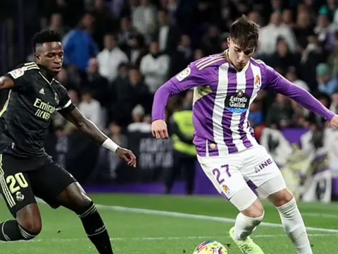 Đại gia Premier League tranh hậu vệ La Liga với Arsenal, Real