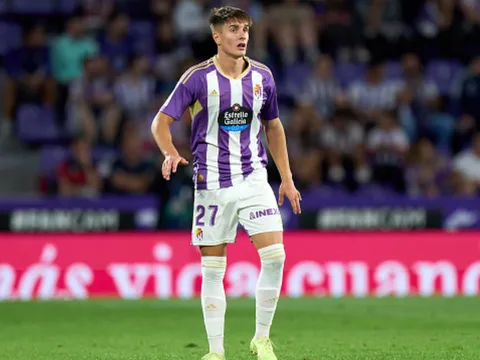 Thần đồng La Liga bắn tín hiệu đến Arsenal