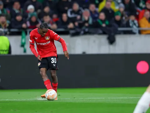 Jeremie Frimpong ra quyết định với Arsenal