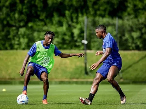 Xác nhận: Mục tiêu thay bom xịt 50 triệu bảng hứng thú gia nhập M.U