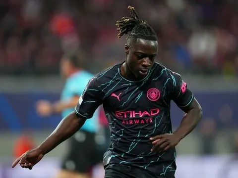 Jeremy Doku: Vũ khí mới trong tay Pep Guardiola