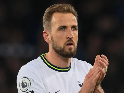 Jermaine Jenas khuyên Kane từ chối Newcastle và M.U, chọn CLB ưu tú