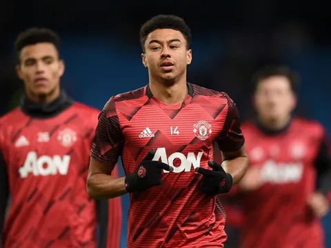 SỐC! Phong độ tệ hại, 'cục tạ' Man Utd vẫn muốn làm điều điên rồ