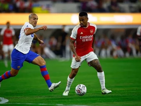 Bị đồn làm vật tế, Jesus gửi thông điệp quan trọng cho Arsenal