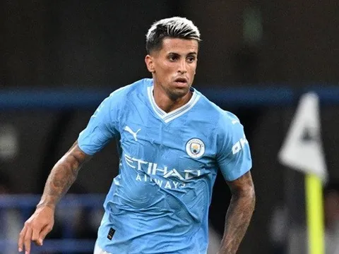 Joao Cancelo sẽ giải quyết “căn bệnh trầm kha” của Barcelona