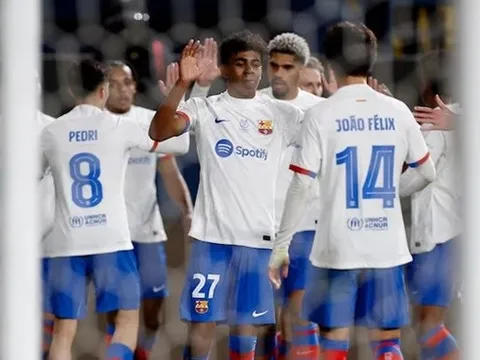 Joao Felix cho tất cả sáng mắt ra