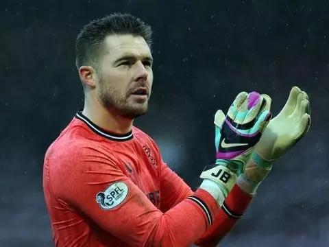 John Brown khen Jack Butland xuất sắc hơn cả Onana