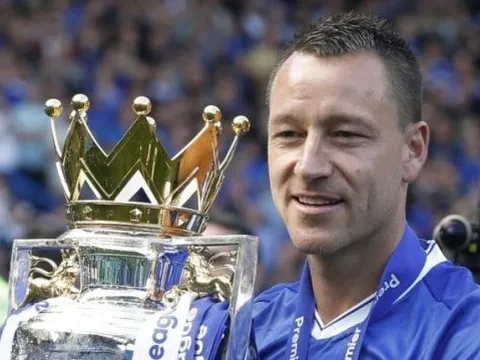 John Terry phấn khích khi trở thành đối thủ của Chelsea