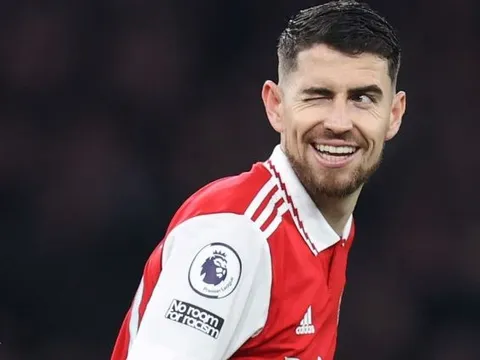 Jorginho chứng minh tại sao Arsenal sẽ cần Palhinha