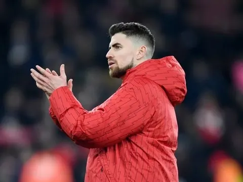 Jorginho ra điều kiện với Arsenal