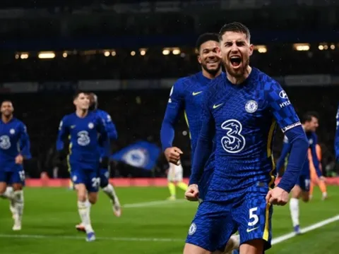 Jorginho thừa nhận kiệt sức khi đối đầu Leeds, công khai vấn đề bản thân