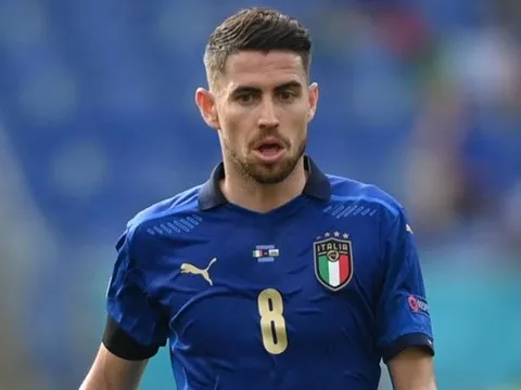 Jorginho: "Tôi đã khóc rất nhiều và muốn từ bỏ bóng đá"