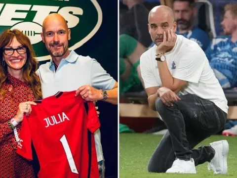 Julia Roberts lại đến thăm M.U, Pep thêm một lần đau