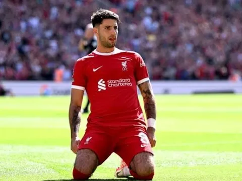 Jurgen Klopp: "Cậu ấy là một cỗ máy"