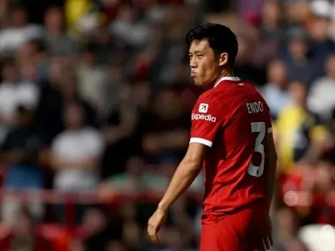 Jurgen Klopp: "Endo không biết phải làm gì"