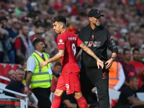 Jurgen Klopp ngạc nhiên bởi Roberto Firmino