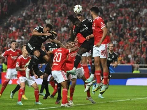 5 đội không được mời dự Super League lần lượt sút bay Juve khỏi C1