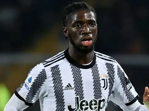 Ngọc quý Juve khiến Premier League điên đảo