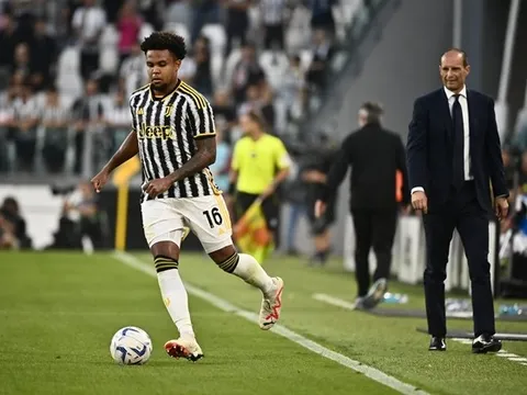 Allegri khen ngợi một cầu thủ sau chiến thắng nhọc nhằn của Juventus