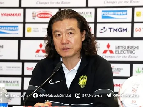 HLV Malaysia: Không bình luận trọng tài vì tôi không có tiền nộp phạt