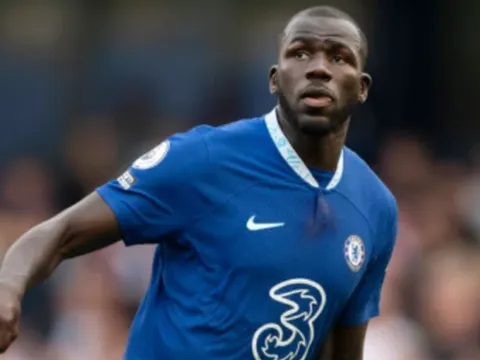 Koulibaly: "Anh ấy là tiền đạo hay nhất thế giới"