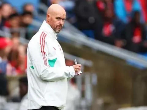 Hàng tá CLB gọi điện hỏi mượn tiền vệ, Ten Hag dứt khoát từ chối