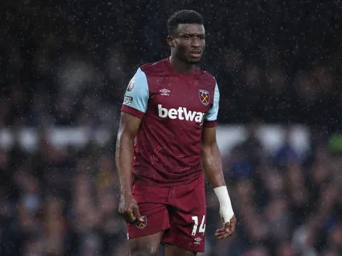 Cùng đến Premier League, Kudus khiến Antony phải xấu hổ